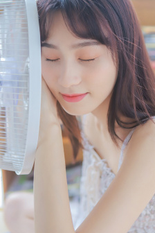 宝宝我就进去一点不会疼的